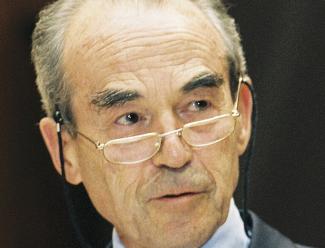 Portrait de Robert Badinter au  au premier Congrès Mondial contre la Peine de Mort, 2001 (détail) 